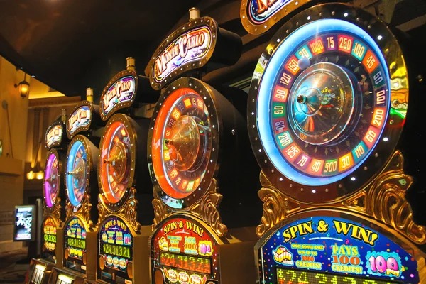 togel raksasa Real-Time Dealer Interaction